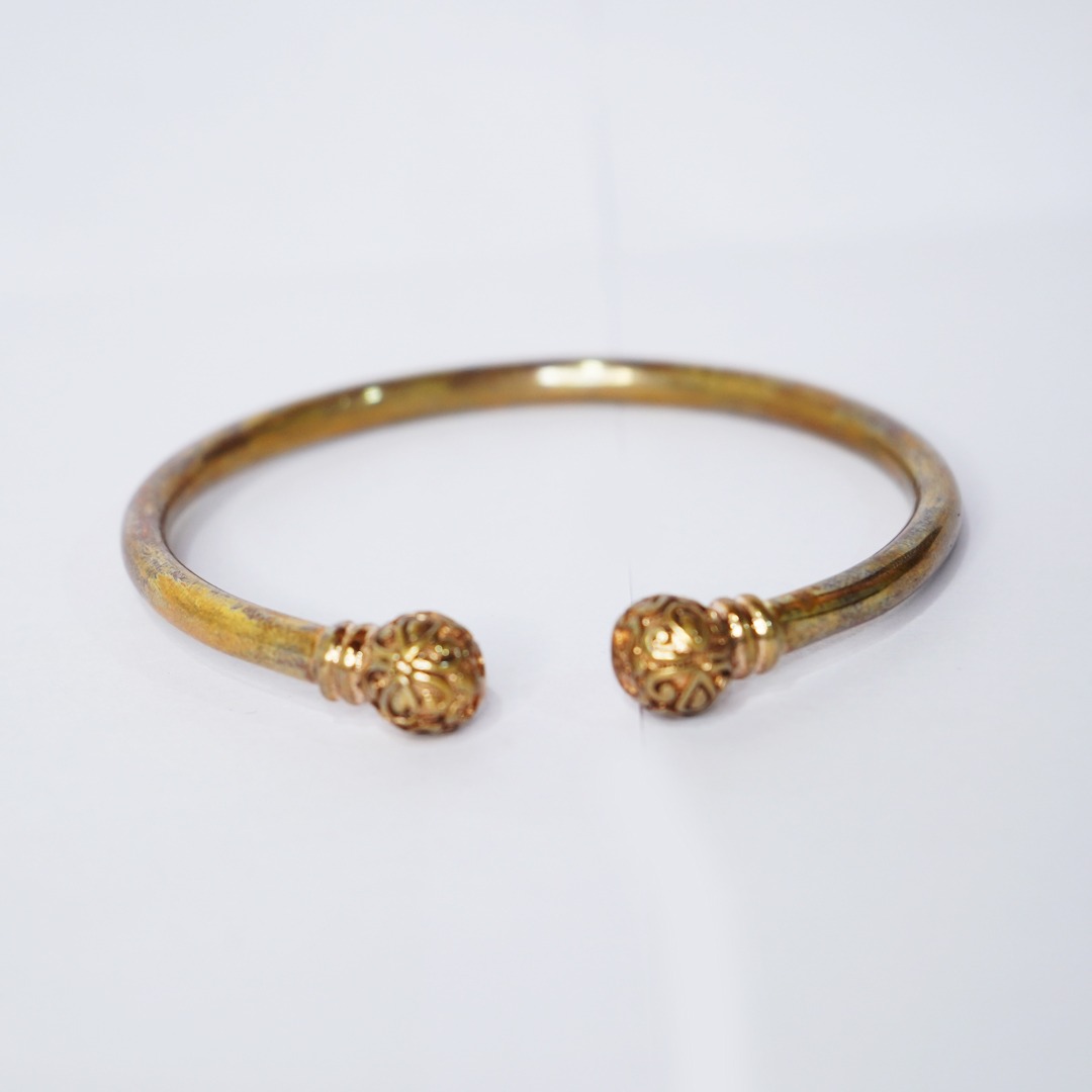 Impon Kaappu (Panchaloka Protective Bangle)